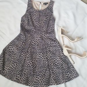 EUC Sleeveless skater dress